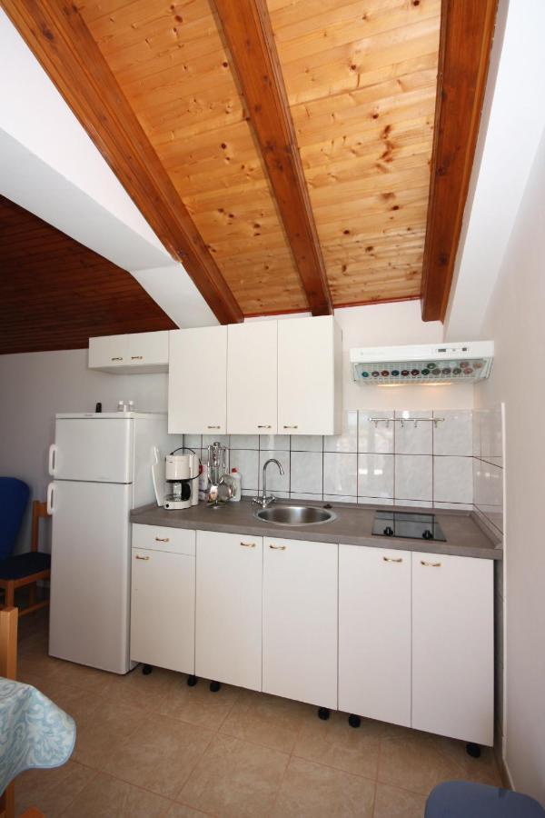 Apartments With A Parking Space Jezera, Murter - 5079 Екстериор снимка